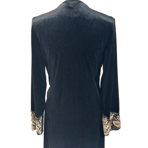 NWT! SOMA! LUXE BLACK STRETCH VELVET FULL LENGTH GOLD TRIMMED SLEEVE ROBE! SZ M - Picture 7 of 12
